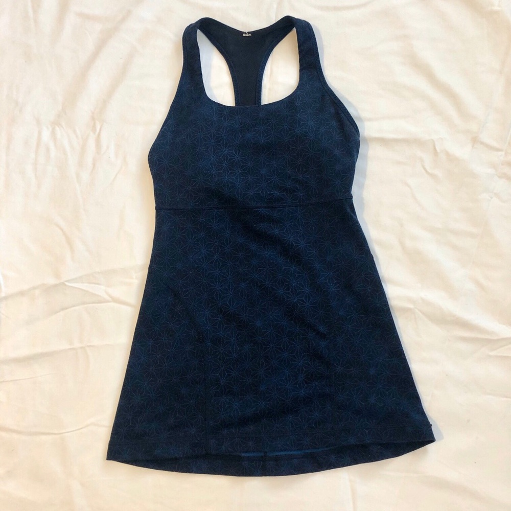 Lululemon tank